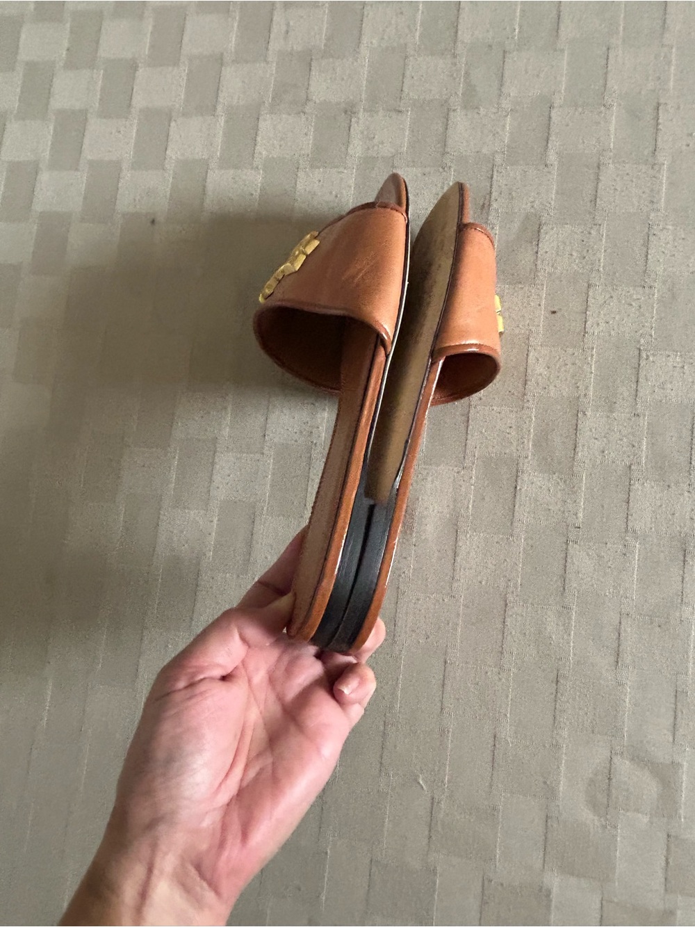 Tory Burch Eleanor Slides Sandals in Bourbon Brown Goat Leather - Picture 9 of 13